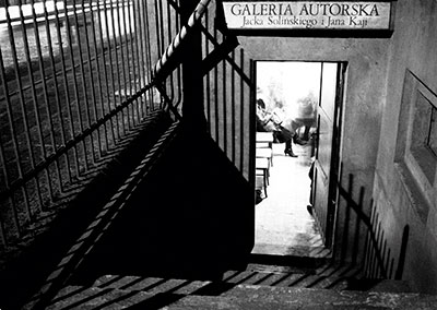 Galeria Autorska, przy ul. Chocimskiej 5, lata 90 XX wieku, fot. Stanisław Wasilewski Galeria Autorska, przy ul. Chocimskiej 5, lata 90 XX wieku, fot. Stanisław Wasilewski