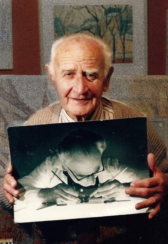 Wiktor Kaczmarkiewicz z portretem litografa, fot. Jan Kaja